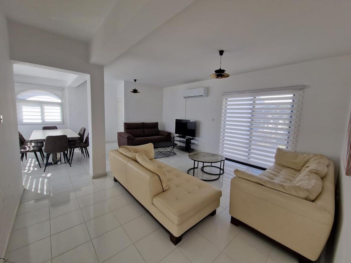 3 Bedroom Apartment, Natalia Centre, By Imh Europe Travel & Tours Apartment *