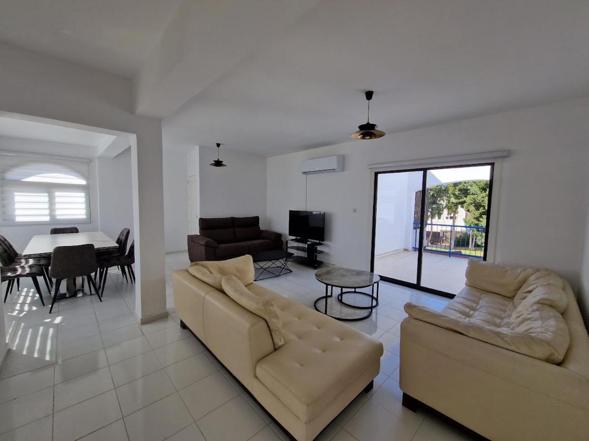 3 Bedroom Apartment, Natalia Centre, By Imh Europe Travel & Tours Apartment Paphos
