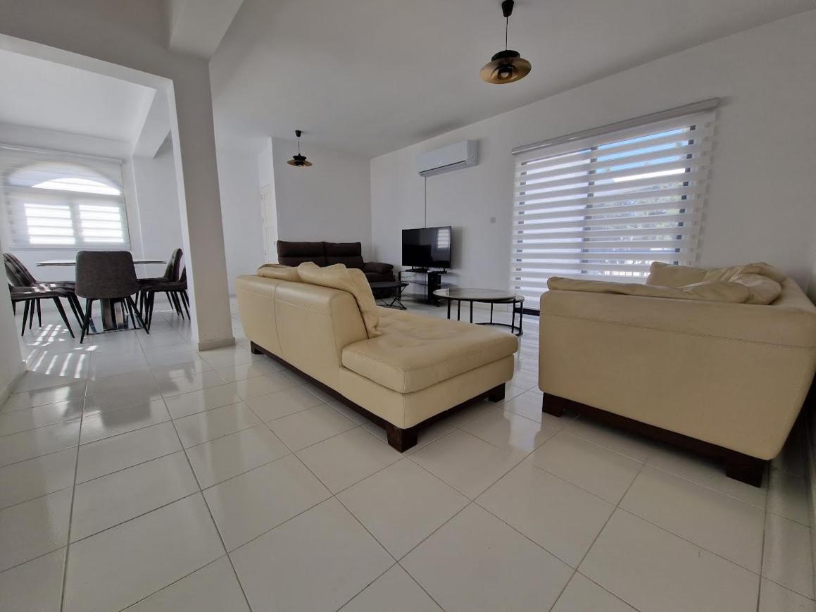 Apartment 3 Bedroom Apartment, Natalia Centre, By Imh Europe Travel & Tours